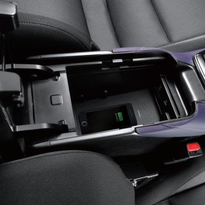Genuine Mazda CX-30 2019> Wireless Charger- 2WD DFR5V7440