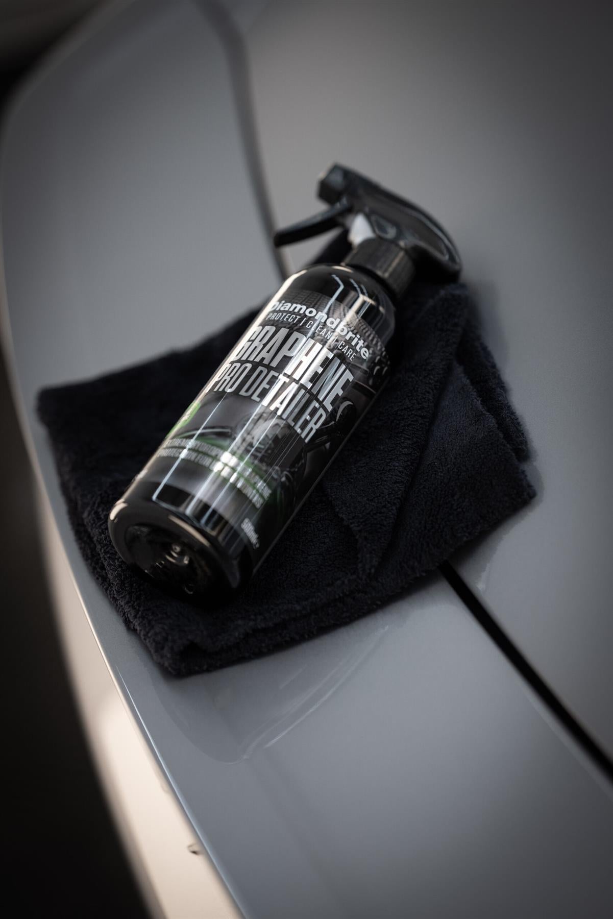 Diamondbrite Graphene Pro-Detailer β 6 Months of Shine & Protection *NEW PRODUCT!