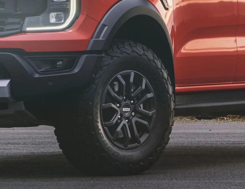 Genuine Ford Ranger Raptor 2022> Alloy Wheel 17" 6-Spoke Medium BG 2560765