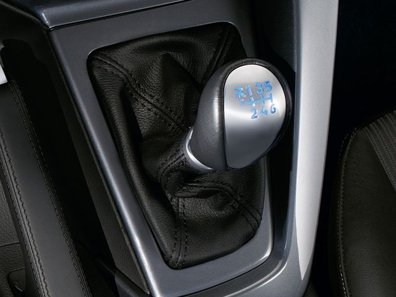 Ford Focus (01/11 - 10/14) Illuminated Gear Knob - 6 Speed Blue Shift (1769615)
