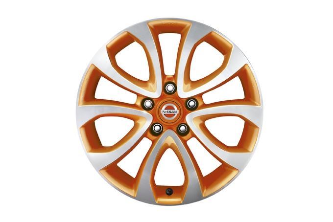 Nissan Juke (2014 >) 17" Alloy Wheel in Oppama Orange (KE4091K200O1)