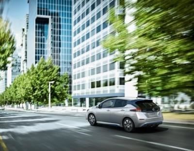 Genuine Nissan Leaf 2018> Side Under Accent - Blue (Ray) - G68E05SK0A