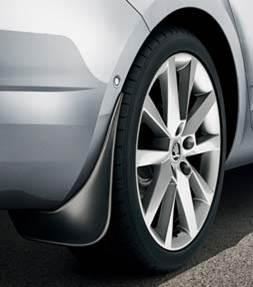 Skoda Octavia Estate (A7) Rear Mud Flaps / Guards (5E0075101)