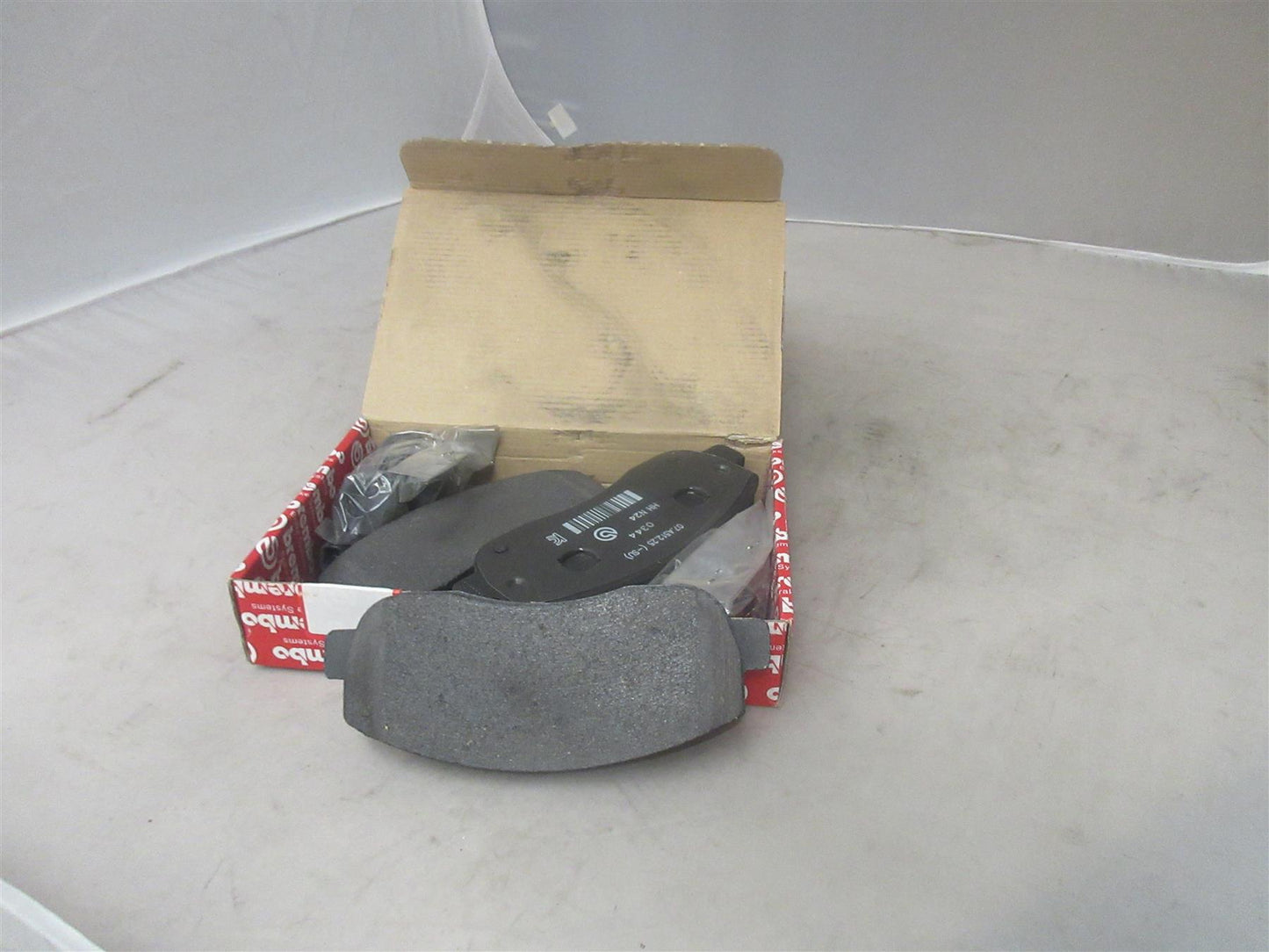 Genuine Ineos Grenadier 2023 FRT BRAKE PAD KIT