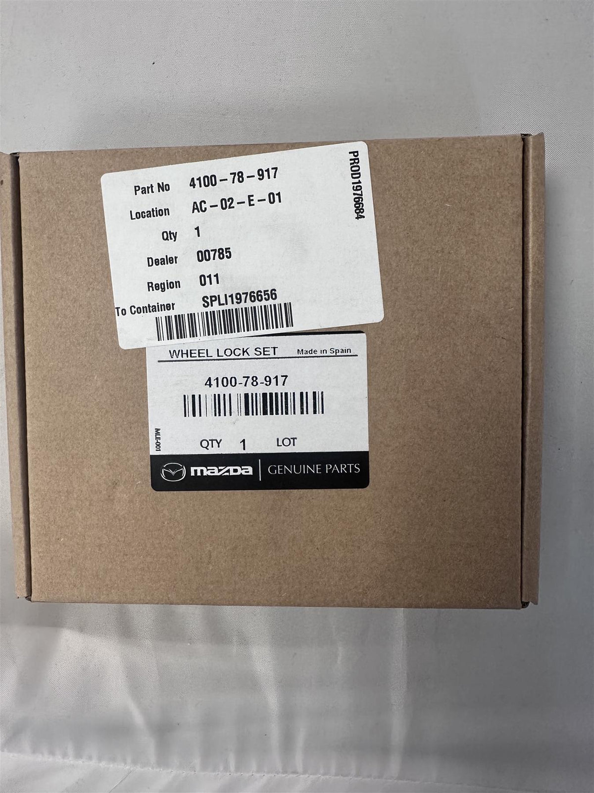 Genuine Mazda CX-30 2019> Set of Lockable Wheel Nuts - 21mm 410077692C