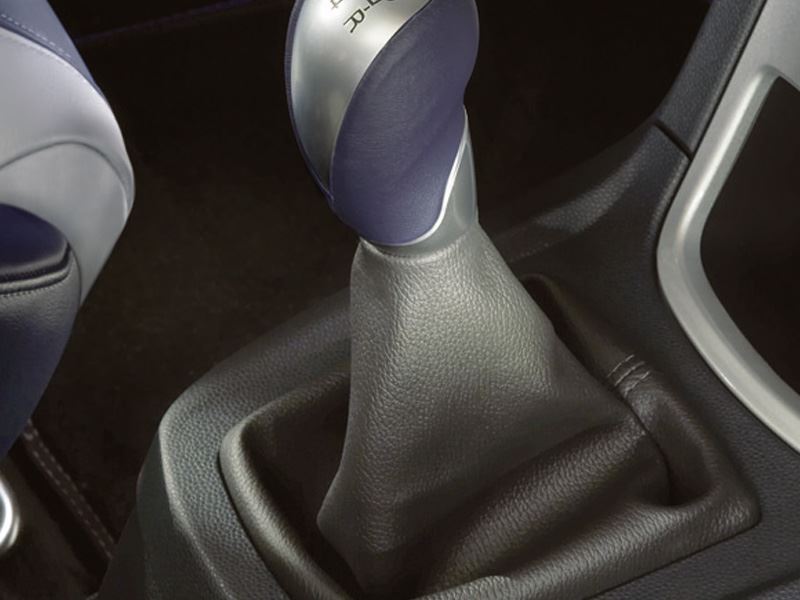 Genuine Ford Fiesta Gear Lever Knob -Blue Leather and Aluminium Finish (1571937)