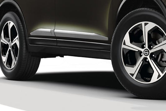 Nissan X-Trail (2014 >) Body Side Mouldings (New Silver K23) (KE7604C52S)