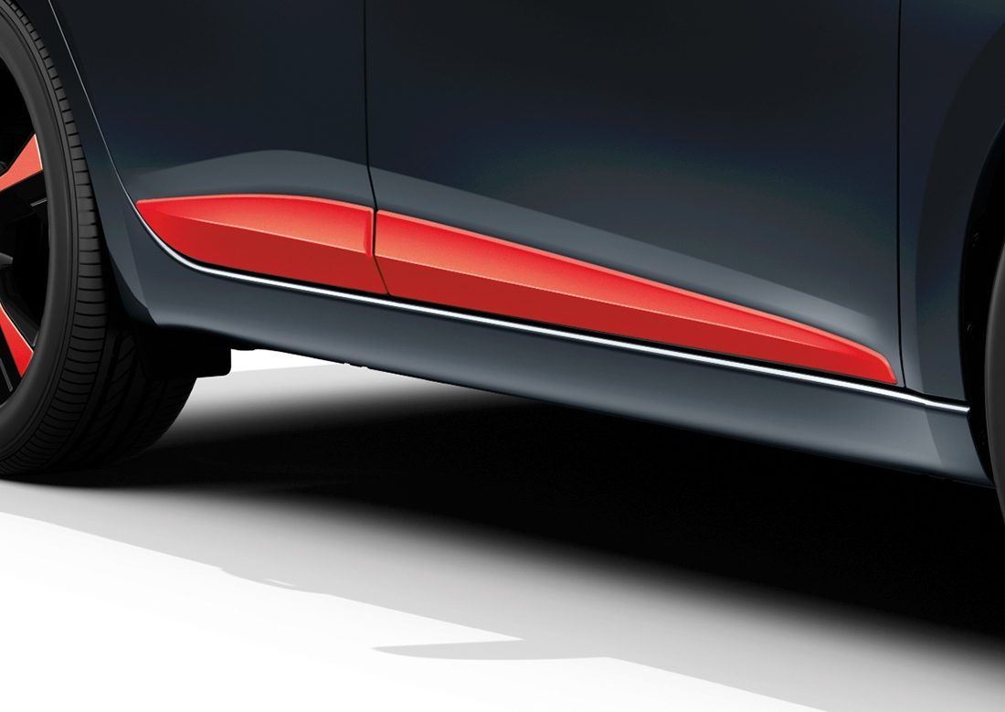 Genuine Nissan Micra 2017> Body Side Moldings, Invigorating Red - KE7605FARE