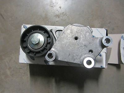 Genuine Ford Fiesta/Fusion Accesory Belt Tensioner 1355389