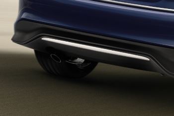Nissan Pulsar (2014 >) Genuine White Styling Rear bumper insert KE5453Z57W
