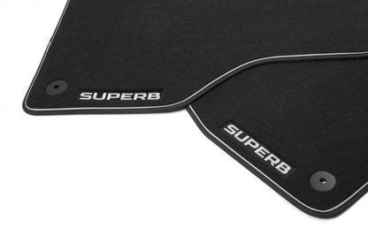 Genuine Skoda Superb Saloon 2016> Prestige 4 Piece  Floor Mat Set 3V2061404A-
